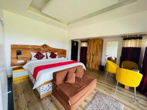 Sunset Valley Holiday Inn