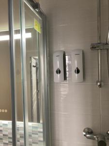 Appartements L'INTEMPOREL - A 300m de la gare de Tours : photos des chambres