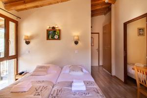 Hotels Chalet Hotel La Tarine : photos des chambres