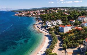 Lovely Apartment In Sutivan With Wifi