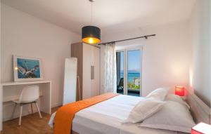 Lovely Apartment In Sutivan With Wifi