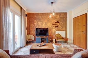 East City Living Apt - Netflix