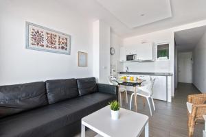 Home2Book Cozy Apartment Beach Front Las Canteras