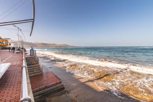 Home2Book Cozy Apartment Beach Front Las Canteras