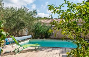 Maisons de vacances Nice home in Saint-Quentin-la-Poter with WiFi, 2 Bedrooms and Outdoor swimming pool : photos des chambres