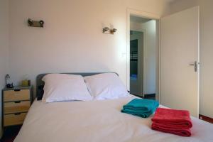 Maisons de vacances Maison proche lac, velos, parking : photos des chambres