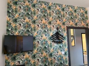 Chambre tout confort avec commodités espace repas wifi parking