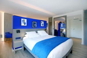 Logis Hôtel & Spa Déjeunez Sous LArbre