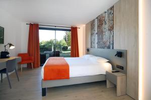 Hotels Logis Hotel & Spa Dejeunez Sous L'Arbre : photos des chambres