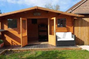 Modern 4 bedroom house in Weymouth Sunny Corner
