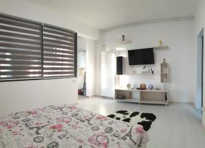 Lake Smarald residence