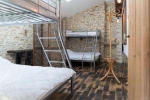 Maisons de vacances Longere pierres/modernite proche mer/la guittiere : photos des chambres