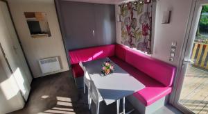 Appartements Mobil-Home 6 pers sur une grande parcelle, piscine, activites, camping 3 etoiles : photos des chambres