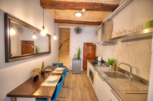 Romantic and historical maisonette in the center of Valletta MBAL1-1