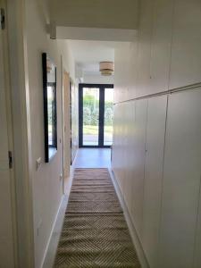 Twin Palms beach villa img23