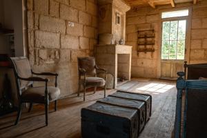 B&B / Chambres d'hotes Suite campagnarde pres Bordeaux, vue sur les vignes au Chateau Camponac : photos des chambres