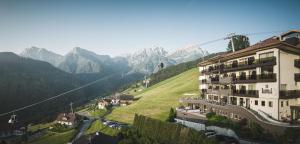 Kronplatz-Resort Hotel Kristall