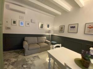 Aduepassi apartments