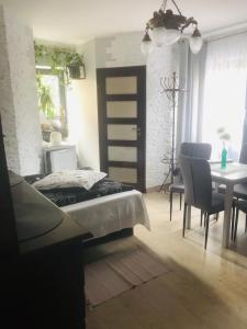 ANNA KUNZ POKOJE GOŚCINNE