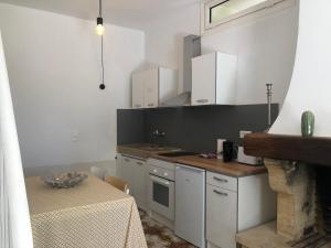 La Tour- Pigeonnier Provençal - Mas des Sous Bois