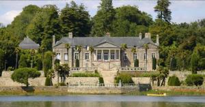 Campings Mobilhome tout confort M9 domaine de Lanniron : photos des chambres