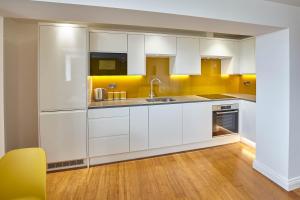 Host & Stay - The Royal Hideaway