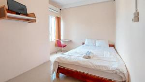 Artayya Puri 3 Syariah near Terminal Caruban Mitra RedDoorz