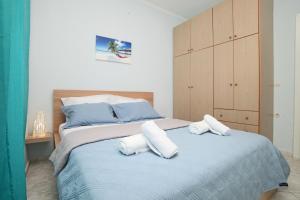 Blue Deluxe Apartment