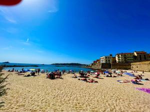Appartements Superbe appartement en plein centre du vieil Antibes : photos des chambres