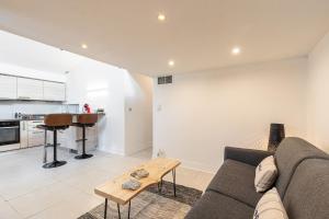 Appartements Superbe appartement en plein centre du vieil Antibes : photos des chambres