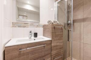 Appartements Superbe appartement en plein centre du vieil Antibes : photos des chambres