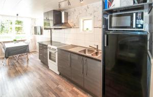 Nice Home In Hallaryd With Kitchen
