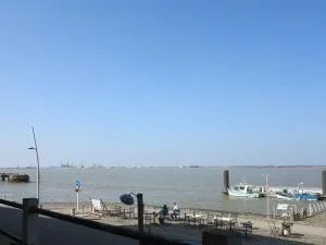 Bel appartement avec vue directe sur loire - Prinquiau