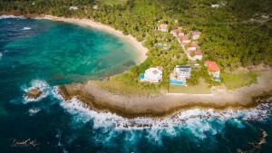 The Cove Apartment Second Floor 5C