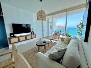 Camino al Mar 1506 Vista al Mar