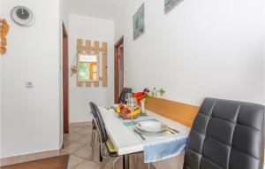 Nice Apartment In Gabonjin With Wifi 