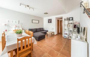 2 Bedroom Pet Friendly Home In Sagunto