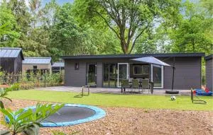 3 Bedroom Pet Friendly Home In Epe - 兹沃勒