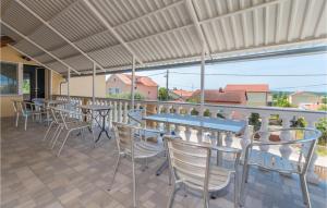 Gorgeous Apartment In Kakma With Wifi