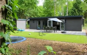 Cozy Home In Epe With Wifi - 兹沃勒