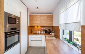 Nice Home In Zadar With Sauna 