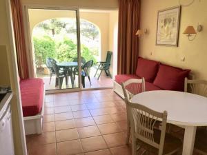 Appartements Village Pont Royal en Provence - maeva Home - Appartement 2 Pieces 5 Personn 64 : photos des chambres