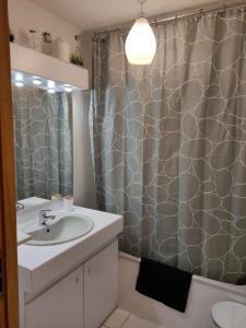 Appartements Studio vue sur lac et montagne : photos des chambres