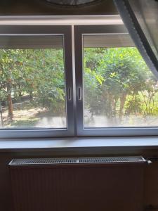 Cottage with Patio room in Villa Alexandr