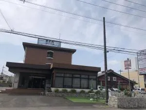 ホテルルネサンス土浦 - Cučiura