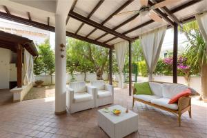 Villino Pepe Rosa by BarbarHouse