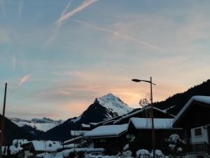 Chalets Chalet Rivendell, Morzine sleeps 10 with garage : photos des chambres