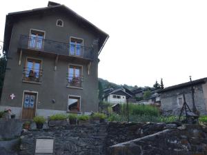 Chalets Chalet renove 3 chambres, charme, WiFi gratuit, proximite pistes - FR-1-452-128 : photos des chambres