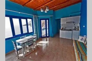 Great sea-view apartment. - Sfakiá