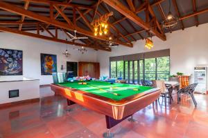 StayVista at El Parque with Pvt Pool & Indoor-Outdoor Games